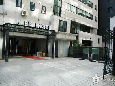 M. Biz Hotel Seoul 3*,