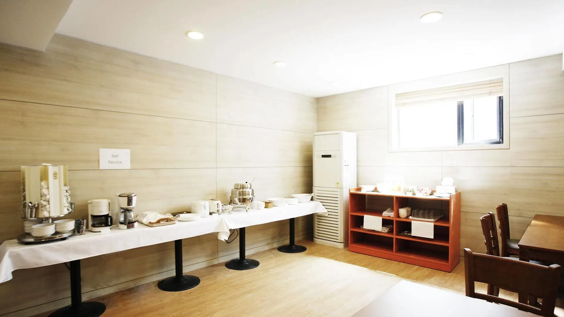 ***  M. Biz Hotel Seul Güney Kore